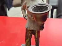 Lot 20 - koppel bronzen klokkenluiders - afbeelding 4 van  5