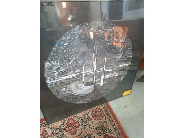 Lot 20 - kunstwerk abstract mixed media met botanische elementen zwar - afbeelding 3 van  3