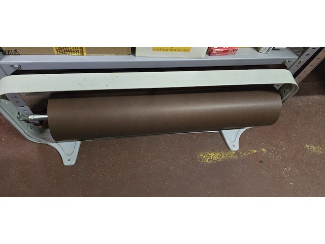 Lot 20 - lot kantoorbenodigdheden en papierafroller - afbeelding 5 van  5