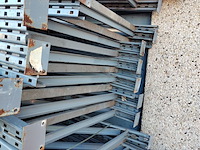 Lot 20 - palletstelling met 14 staanders - afbeelding 2 van  4