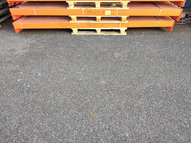 Lot 20 - palletstelling met 14 staanders - afbeelding 3 van  4