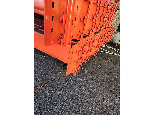 Lot 20 - palletstelling met 14 staanders - afbeelding 4 van  4