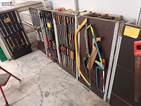 Lot 20 - panelen met handgereedschap