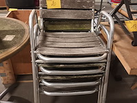 Lot 20 - terrastafel en stoelen