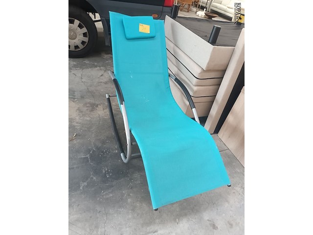 Lot 20 - tuinbed - afbeelding 2 van  2