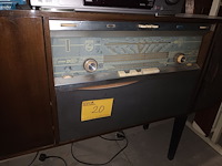 Lot 20 - vintage radio meubel philips - afbeelding 1 van  4