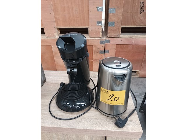 Lot 20 - waterkoker en senseo - afbeelding 1 van  4
