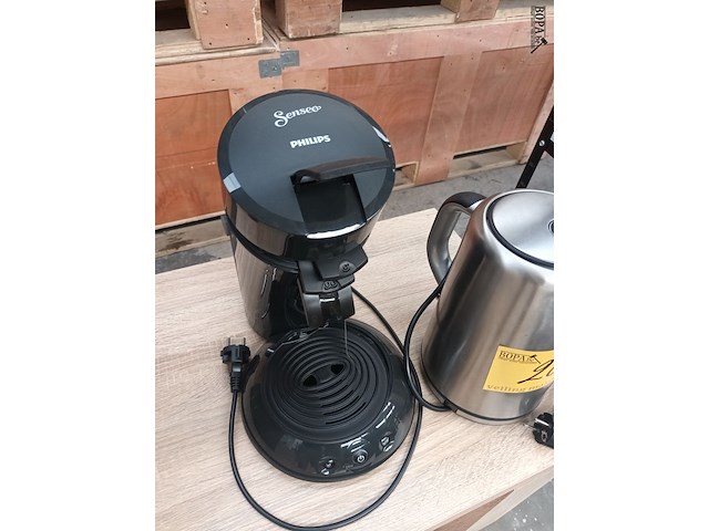 Lot 20 - waterkoker en senseo - afbeelding 2 van  4