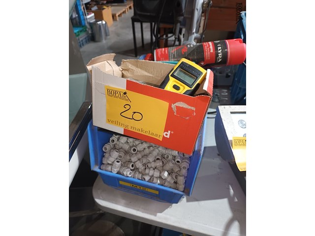 Lot 20 - werkmateriaal - afbeelding 1 van  4