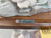 Lot 200 - decoratieve flamingo’s, g armani 2 stuks - afbeelding 3 van  3