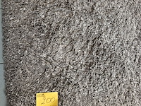 Lot 200 - hoogpolig vloertapijt - afbeelding 1 van  4