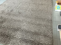 Lot 200 - hoogpolig vloertapijt - afbeelding 2 van  4