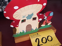 Lot 200 - houten spaarpot. 2 stuks - afbeelding 3 van  5