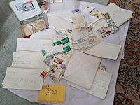 Lot 200 - postzegelverzameling: portugal, japan, italie, dubai, zuid-a - afbeelding 1 van  4