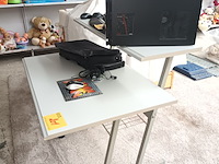 Lot 201 - computertafel - afbeelding 2 van  2