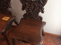 Lot 201 - koppel stoelen - afbeelding 2 van  6