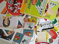 Lot 201 - lot vintage stickers circa 60 stuks - afbeelding 3 van  3