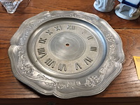 Lot 201 - sierborden in tin. 9 stuks - afbeelding 6 van  6