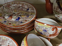 Lot 202 - japanstheeservies in porselein - afbeelding 3 van  4
