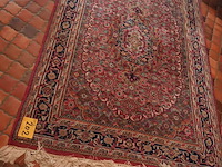 Lot 202 - perzisch tapjit - afbeelding 1 van  3