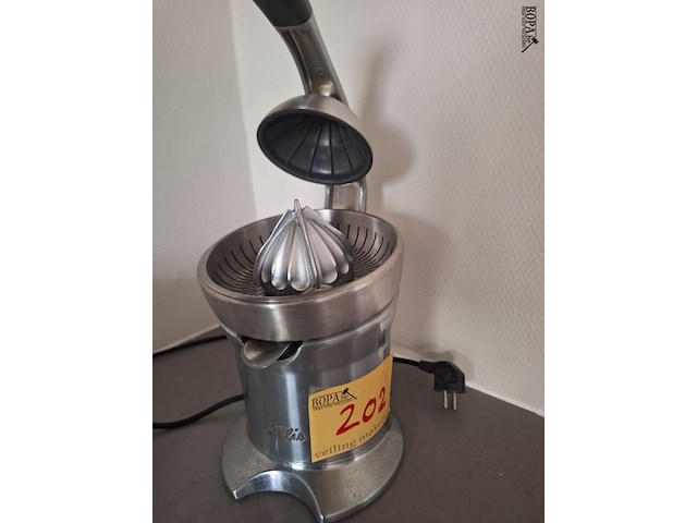 Lot 202 - rvs citruspers solis - afbeelding 1 van  2