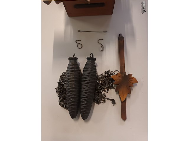 Lot 203 - koekoeksklok - afbeelding 2 van  3