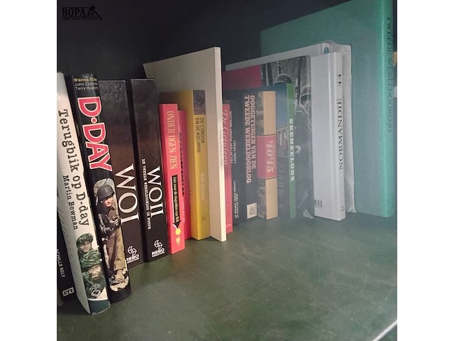 Lot 203 - lot boeken oorlog - afbeelding 2 van  2