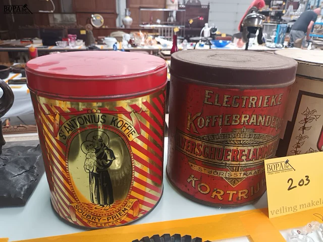 Lot 203 - oude koffieblikken. 4 stuks - afbeelding 2 van  6