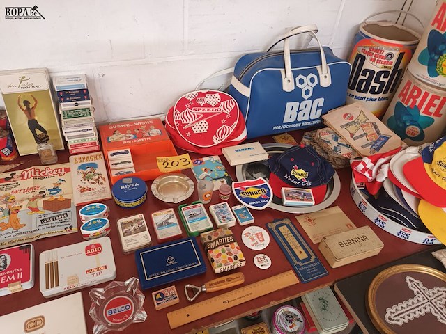 Lot 203 - reclame artikelen. 75 stuks - afbeelding 1 van  8