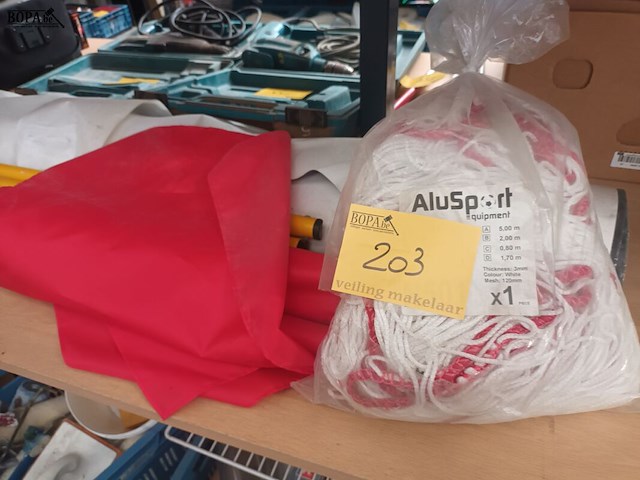 Lot 203 - sportbenodigdheden - afbeelding 1 van  5