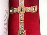 Lot 204 - romaanse kunst - afbeelding 4 van  5