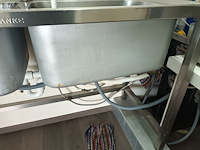 Lot 204 - rvs spoeltafel - afbeelding 3 van  3