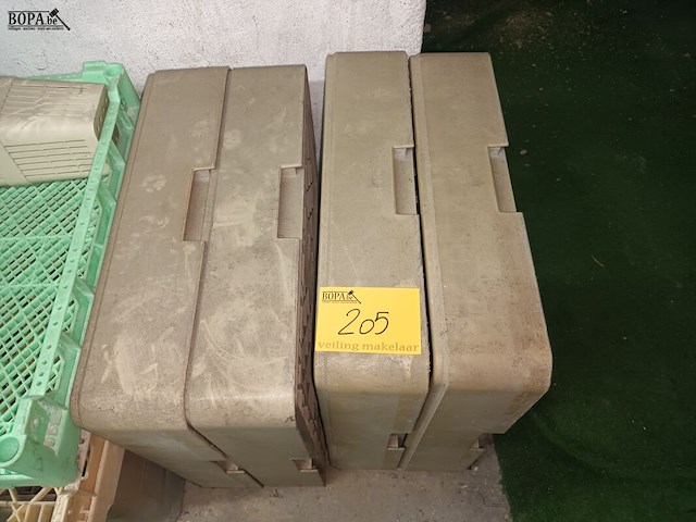 Lot 205 - bakken voor vaatwasmachine. 9 stuks - afbeelding 4 van  4