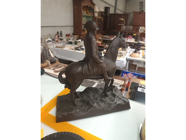 Lot 205 - beeld napoleon - afbeelding 4 van  5