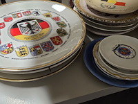 Lot 205 - borden met politie emblemen ong 19 stuks - afbeelding 4 van  4