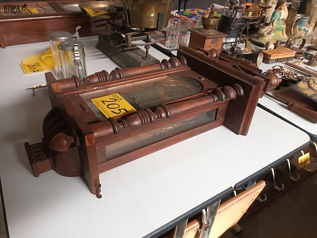 Lot 205 - muurklok - afbeelding 3 van  3