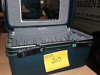 Lot 205 - samsonite beauty case