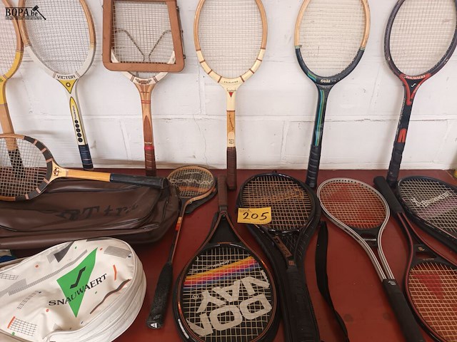 Lot 205 - tennisracket. 13 stuks - afbeelding 1 van  6