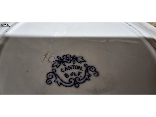 Lot 206 - chinese gemberpotten in famille rose stijl - afbeelding 6 van  6