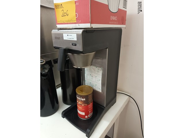 Lot 206 - koffiezetapparaat en thermoskannen - afbeelding 2 van  7