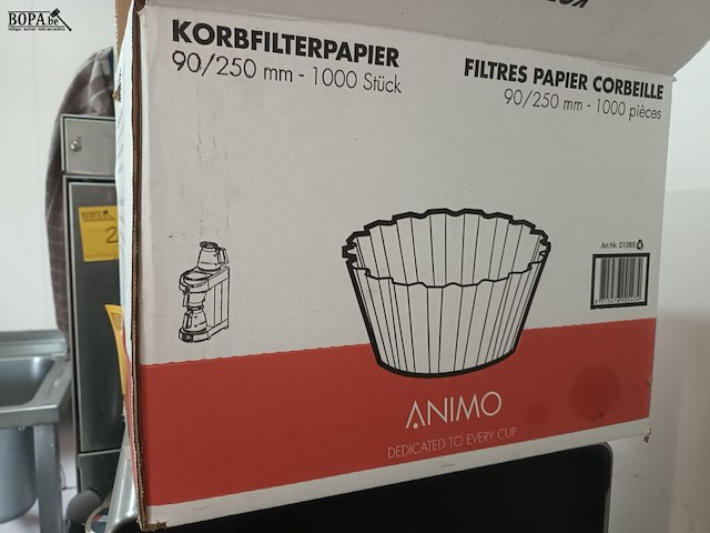 Lot 206 - koffiezetapparaat en thermoskannen - afbeelding 6 van  7