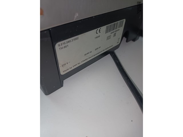 Lot 206 - koffiezetapparaat en thermoskannen - afbeelding 7 van  7