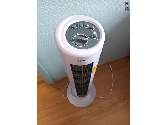 Lot 206 - torenventilator domo - afbeelding 2 van  3
