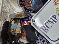 Lot 207 - lotje diverse politie items - afbeelding 5 van  5