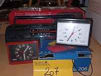 Lot 207 - radio’s, wekkers en gsm
