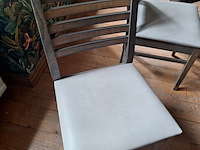 Lot 207 - ronde tafel met 8 stoelen - afbeelding 3 van  4