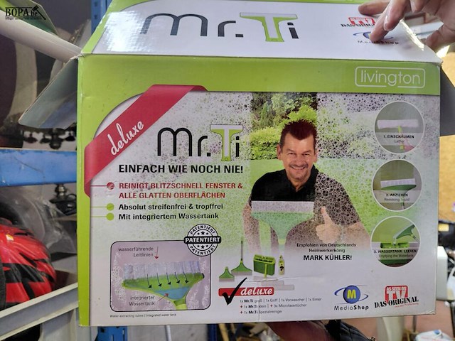 Lot 207 - trapemmer vileda + poetsbenodigdheden, set telescopische sta - afbeelding 2 van  2