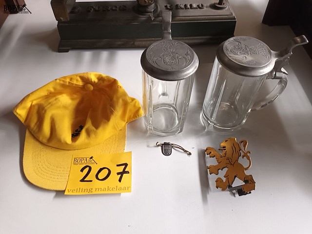 Lot 207 - vlaamse memorabilia. 5 stuks - afbeelding 1 van  6