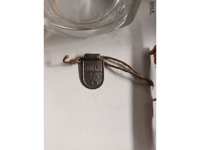 Lot 207 - vlaamse memorabilia. 5 stuks - afbeelding 5 van  6