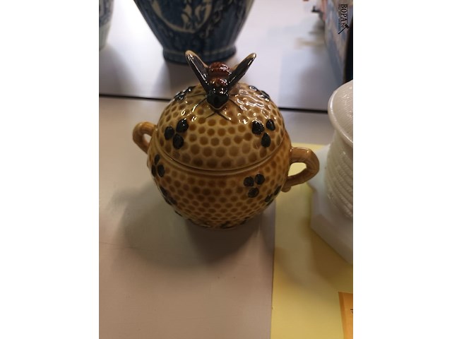 Lot 208 - meli honing potjes. 2 stuks - afbeelding 2 van  4